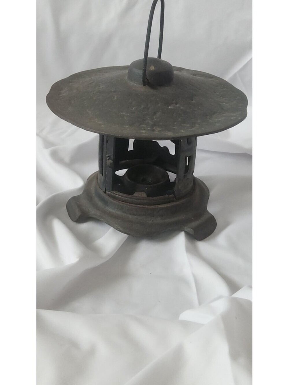 Cast Iron Japanese Pagoda Garden Lantern Hanging Tea Light